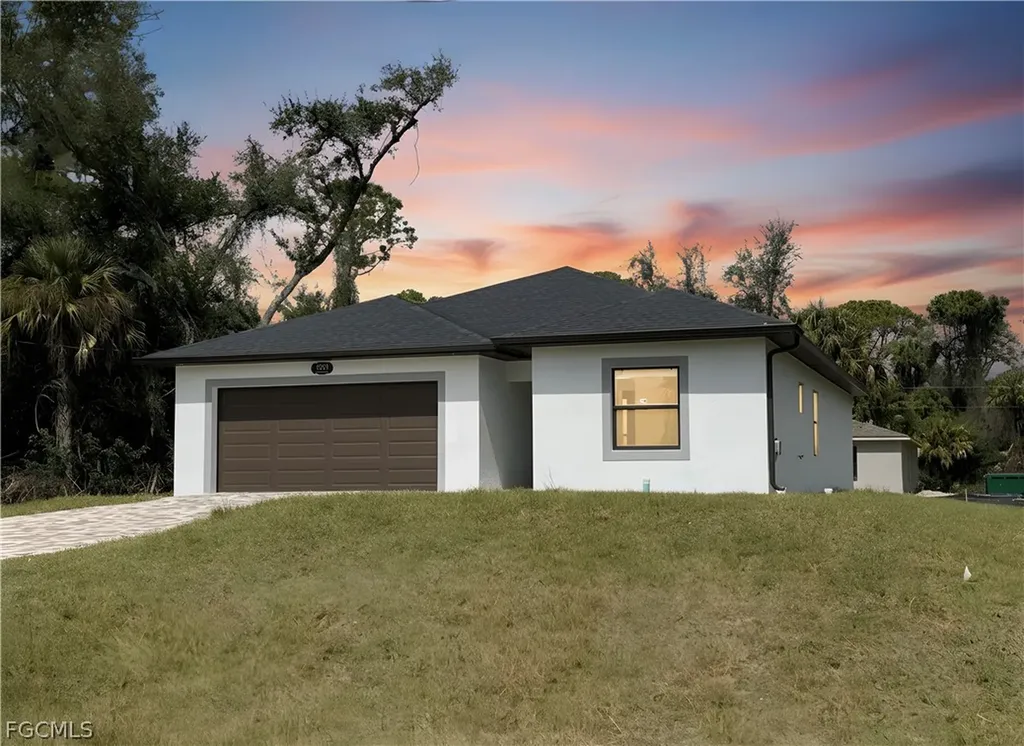 1025 Sentinela Boulevard Lehigh Acres FL 33974