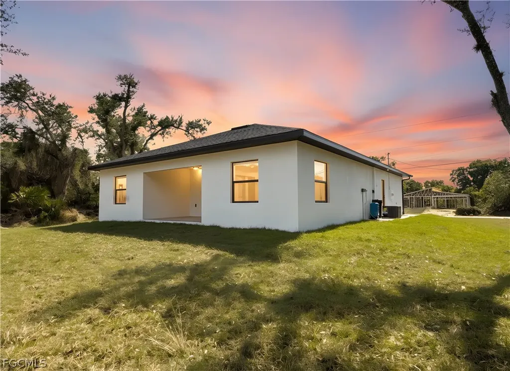 1025 Sentinela Boulevard Lehigh Acres FL 33974