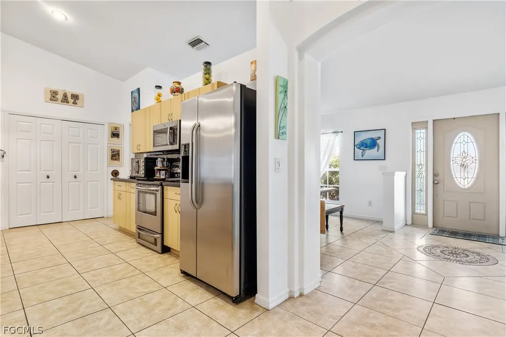 402 SW 46th Terrace Cape Coral FL 33914