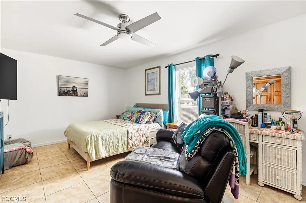 402 SW 46th Terrace Cape Coral FL 33914