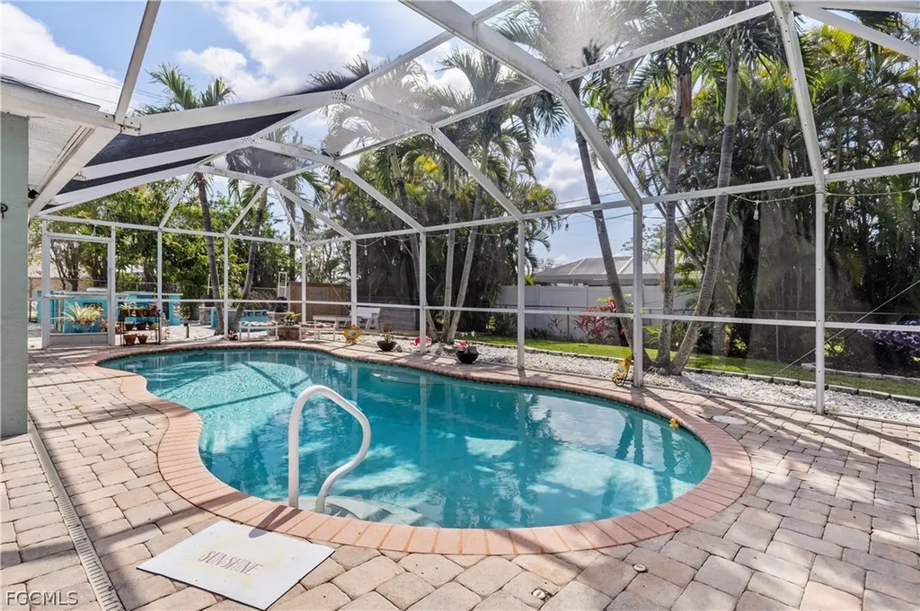 402 SW 46th Terrace Cape Coral FL 33914