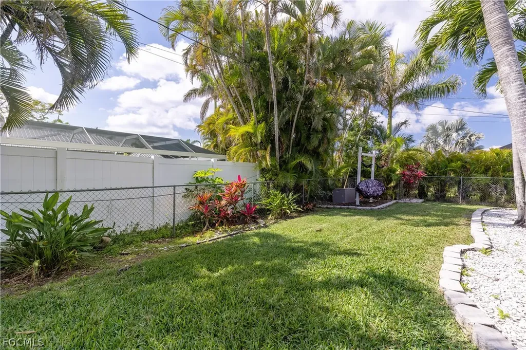 402 SW 46th Terrace Cape Coral FL 33914