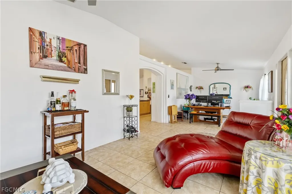 402 SW 46th Terrace Cape Coral FL 33914