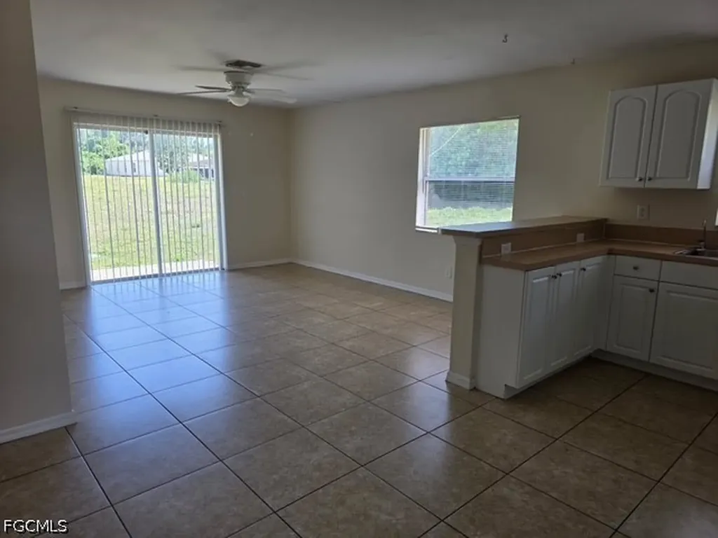 202 Hightower Avenue S Lehigh Acres FL 33973