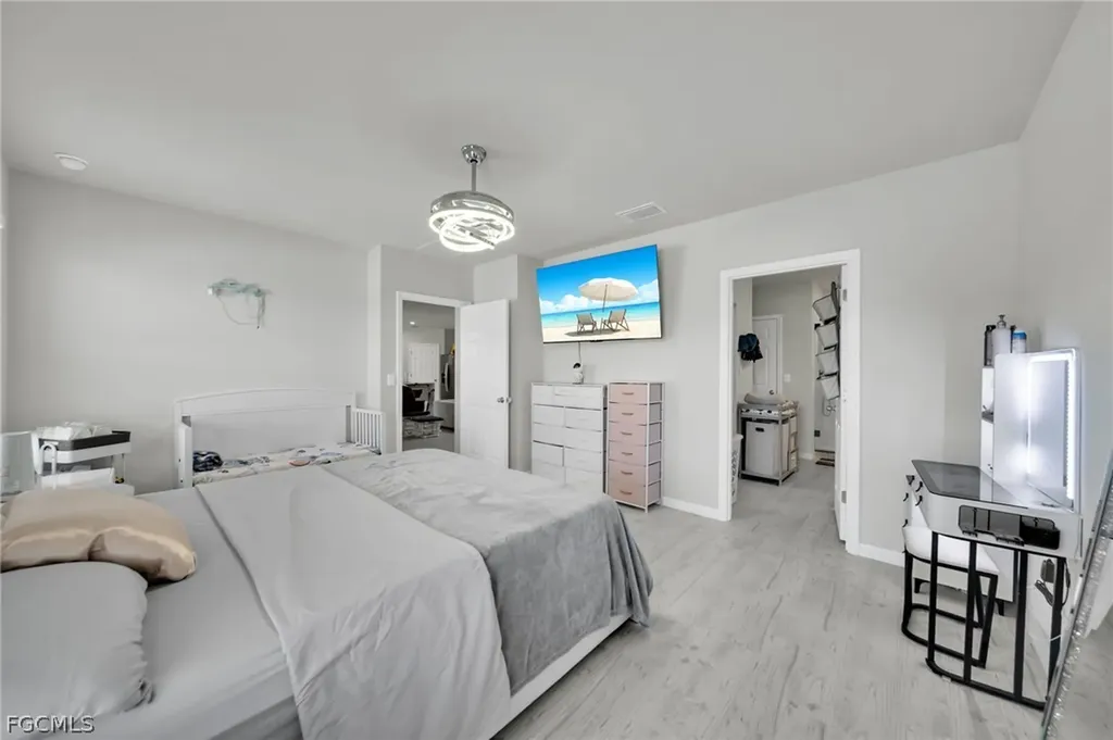 312 NW 17th Place Cape Coral FL 33993