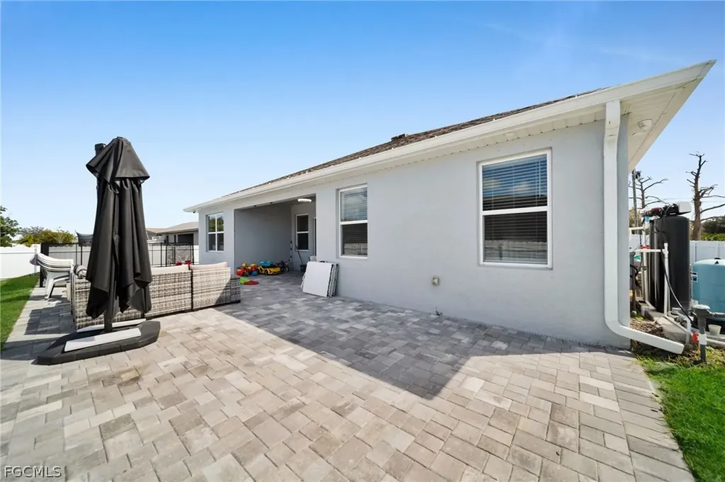 312 NW 17th Place Cape Coral FL 33993