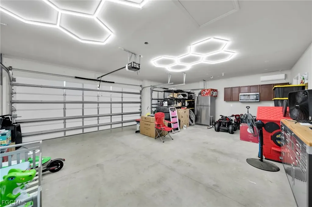 312 NW 17th Place Cape Coral FL 33993