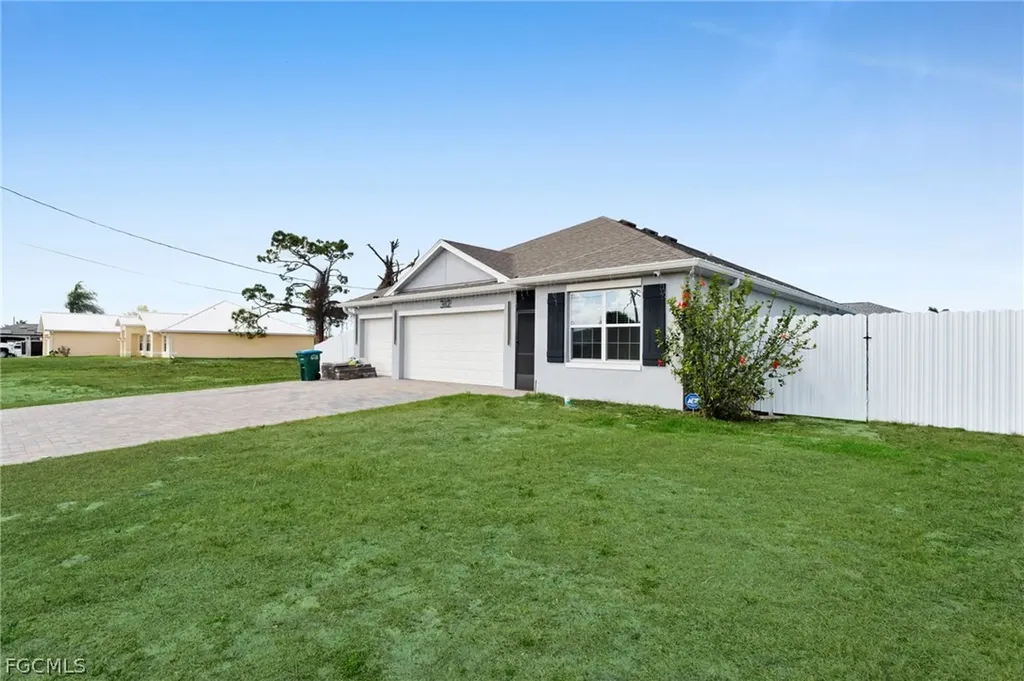 312 NW 17th Place Cape Coral FL 33993