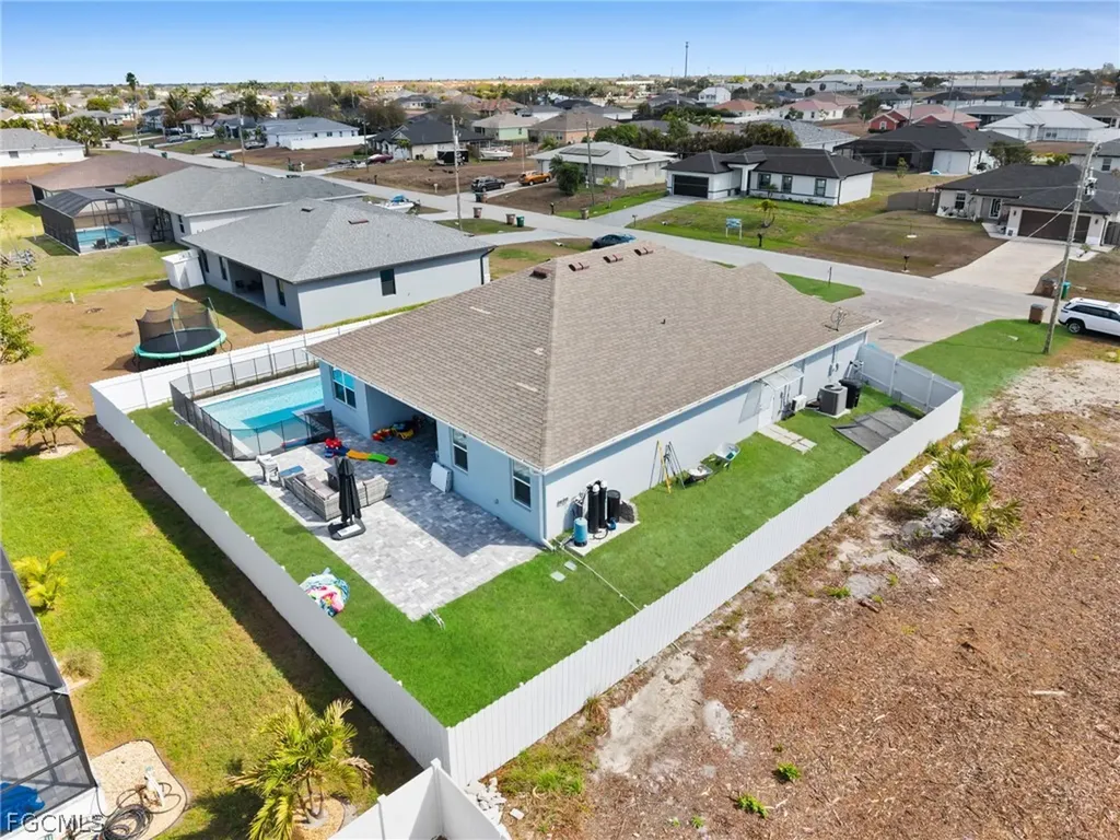 312 NW 17th Place Cape Coral FL 33993