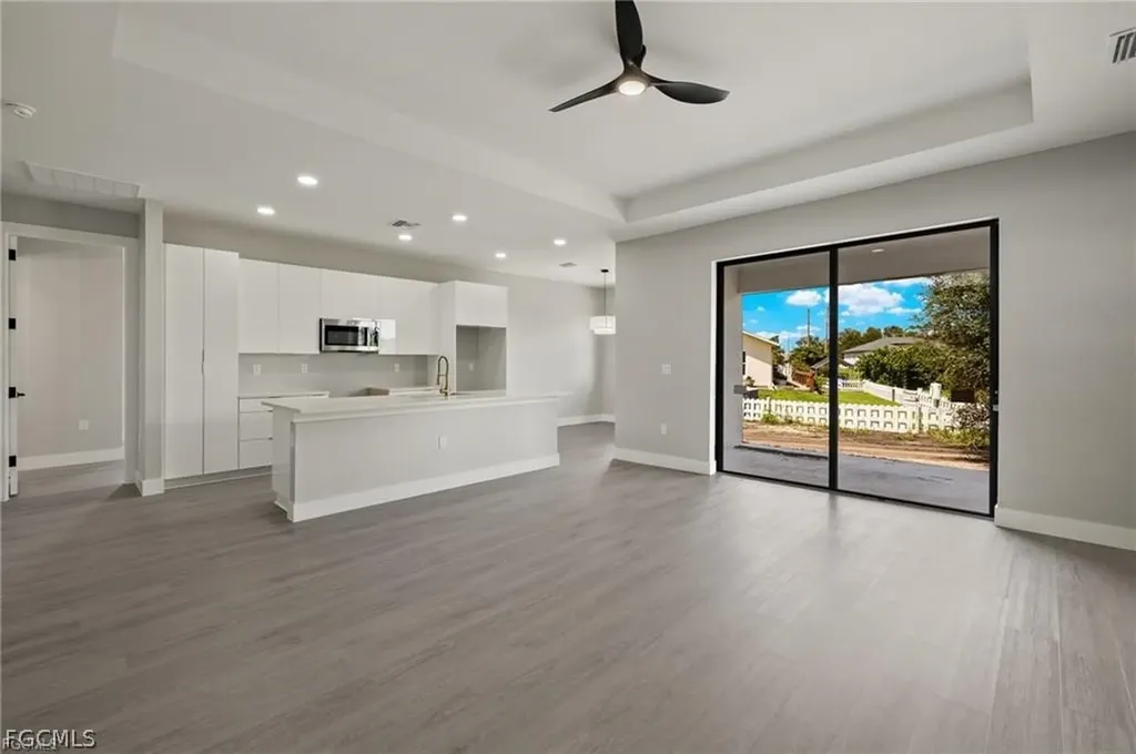 333 Pinehurst Avenue Lehigh Acres FL 33974