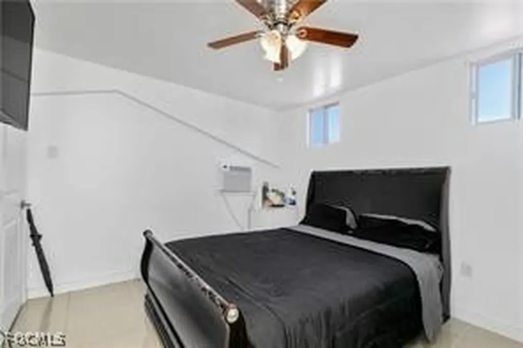 905 SE 27th Terrace Cape Coral FL 33904
