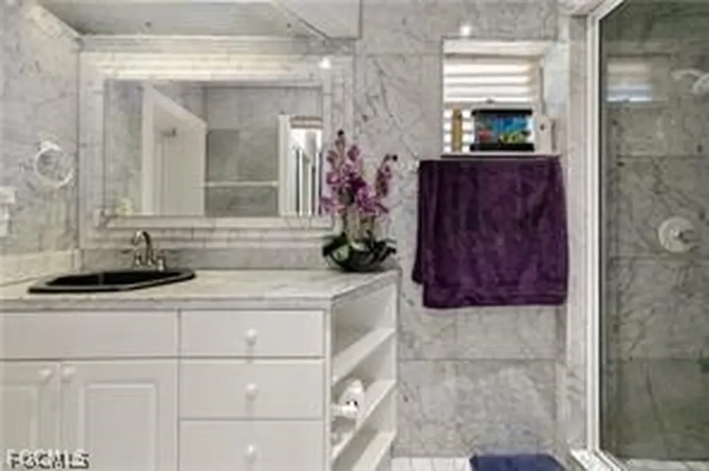 905 SE 27th Terrace Cape Coral FL 33904