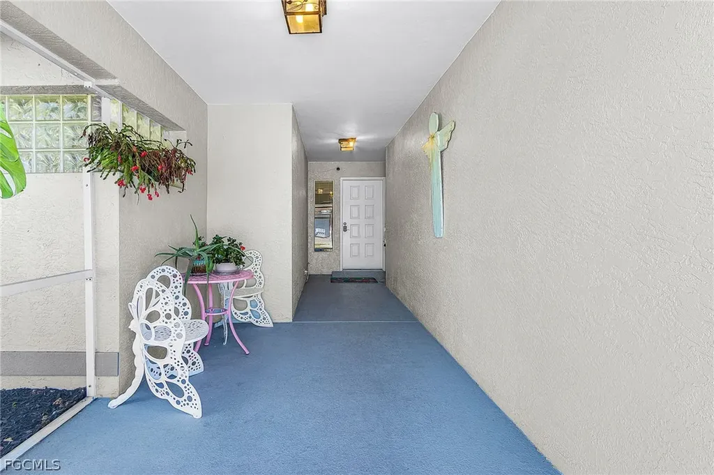 9391 Palm Island Circle North Fort Myers FL 33903