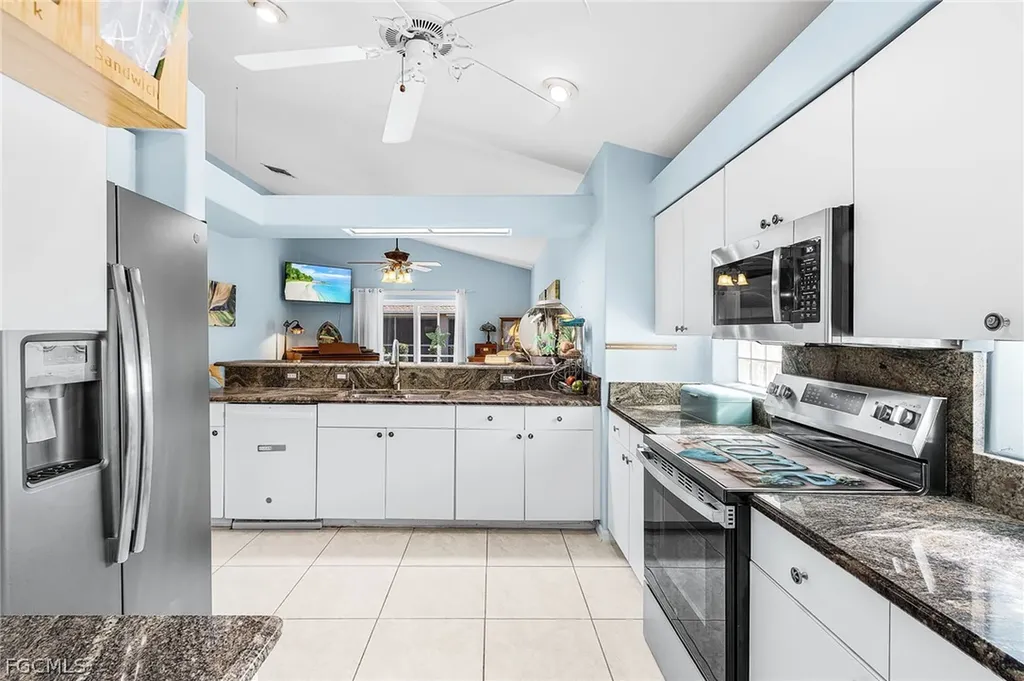 9391 Palm Island Circle North Fort Myers FL 33903