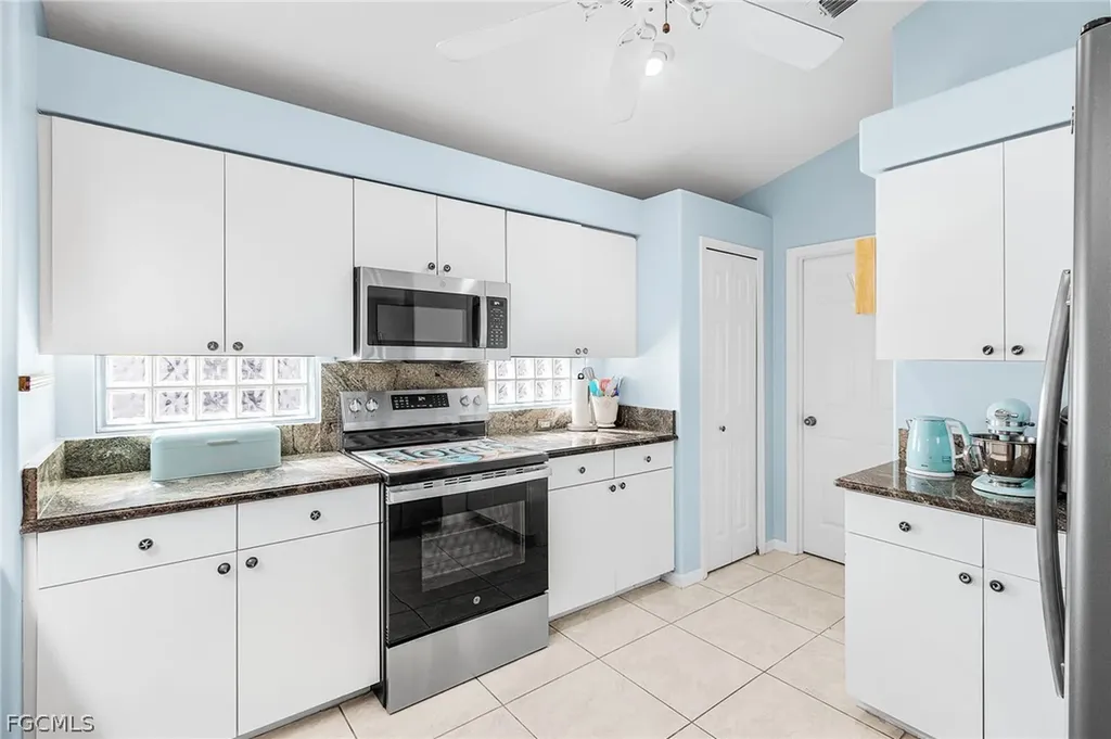 9391 Palm Island Circle North Fort Myers FL 33903