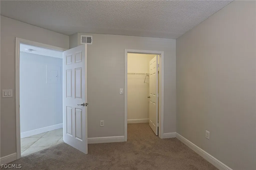 12670 Equestrian Circle Fort Myers FL 33907