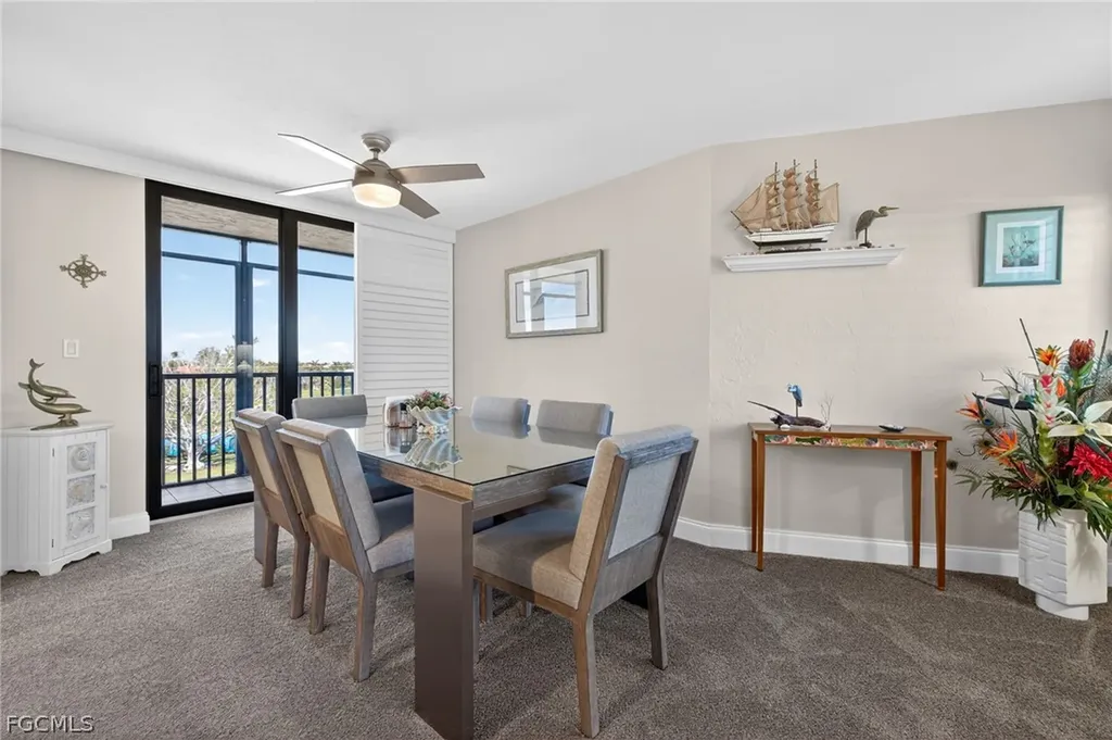 1299 Middle Gulf Drive Sanibel FL 33957