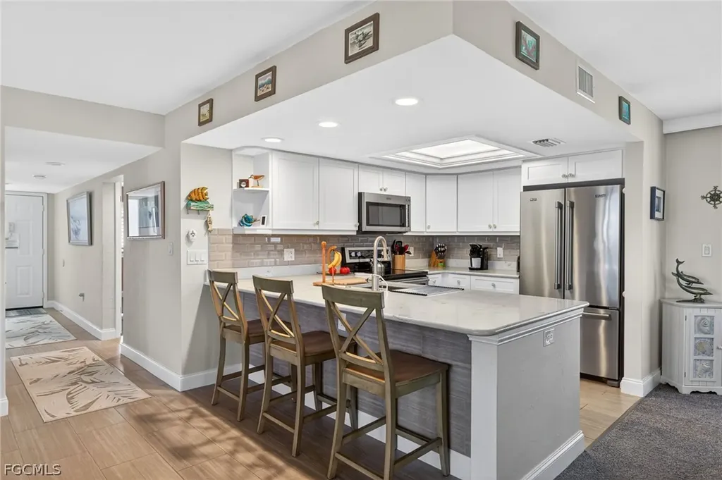 1299 Middle Gulf Drive Sanibel FL 33957