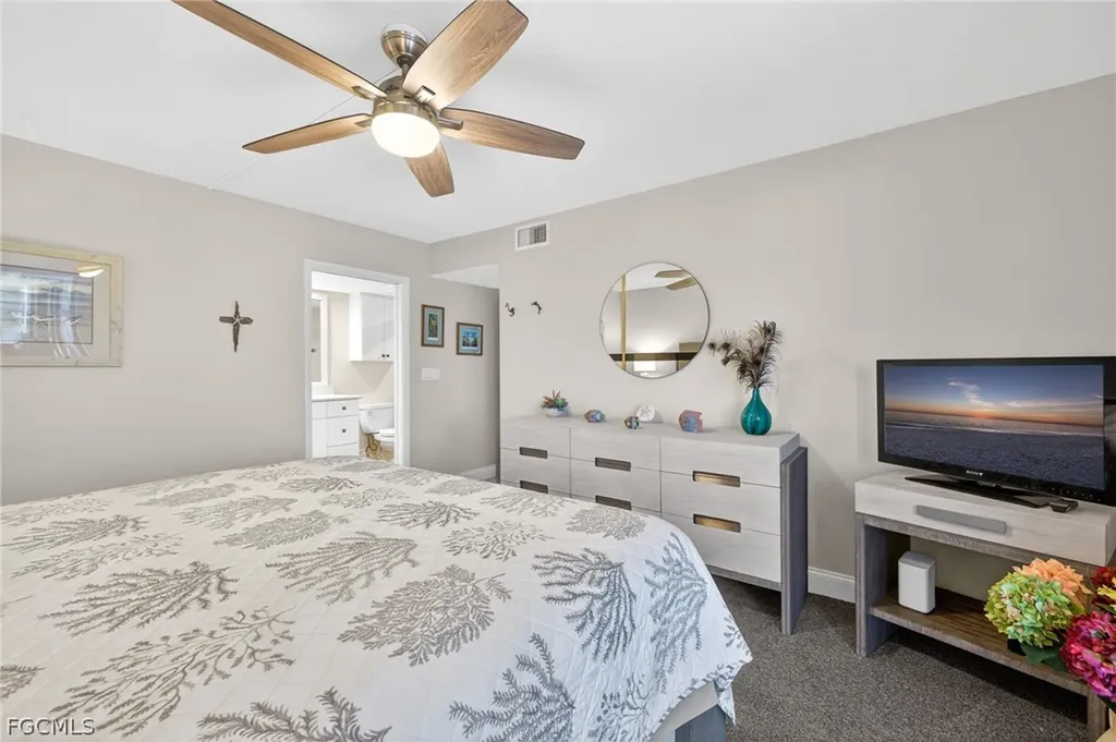 1299 Middle Gulf Drive Sanibel FL 33957