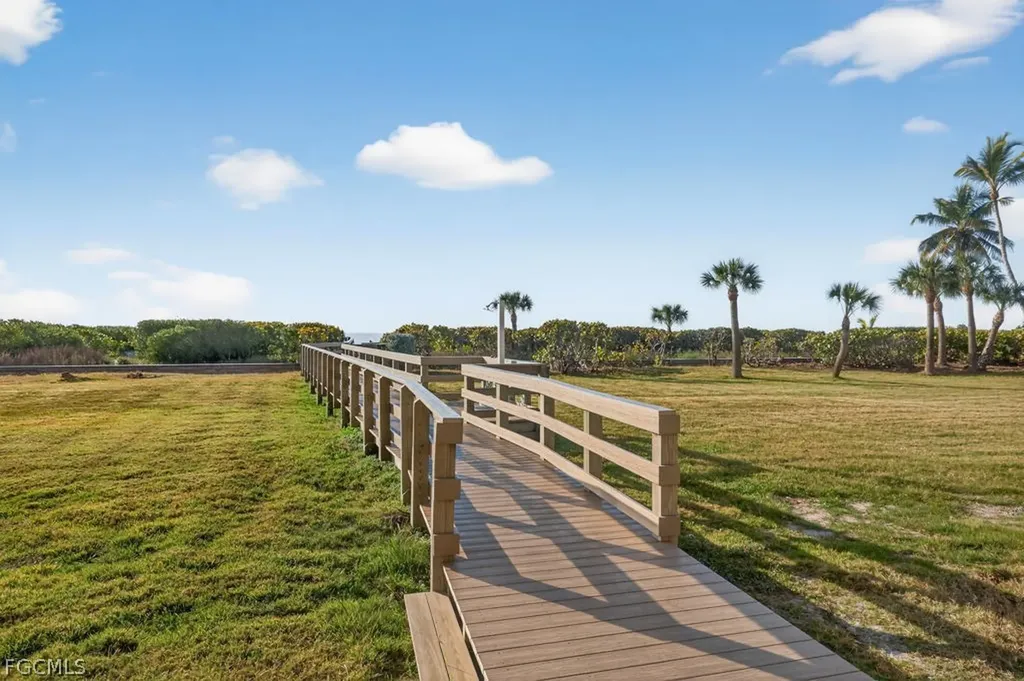 1299 Middle Gulf Drive Sanibel FL 33957