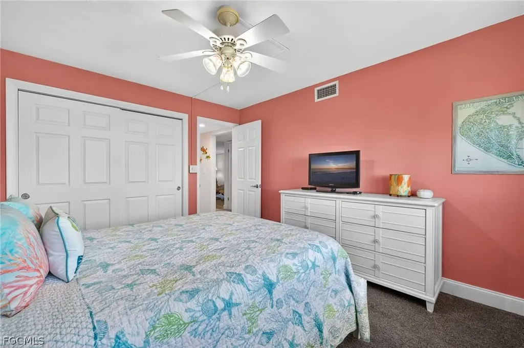 1299 Middle Gulf Drive Sanibel FL 33957