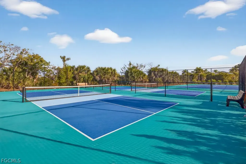 1299 Middle Gulf Drive Sanibel FL 33957