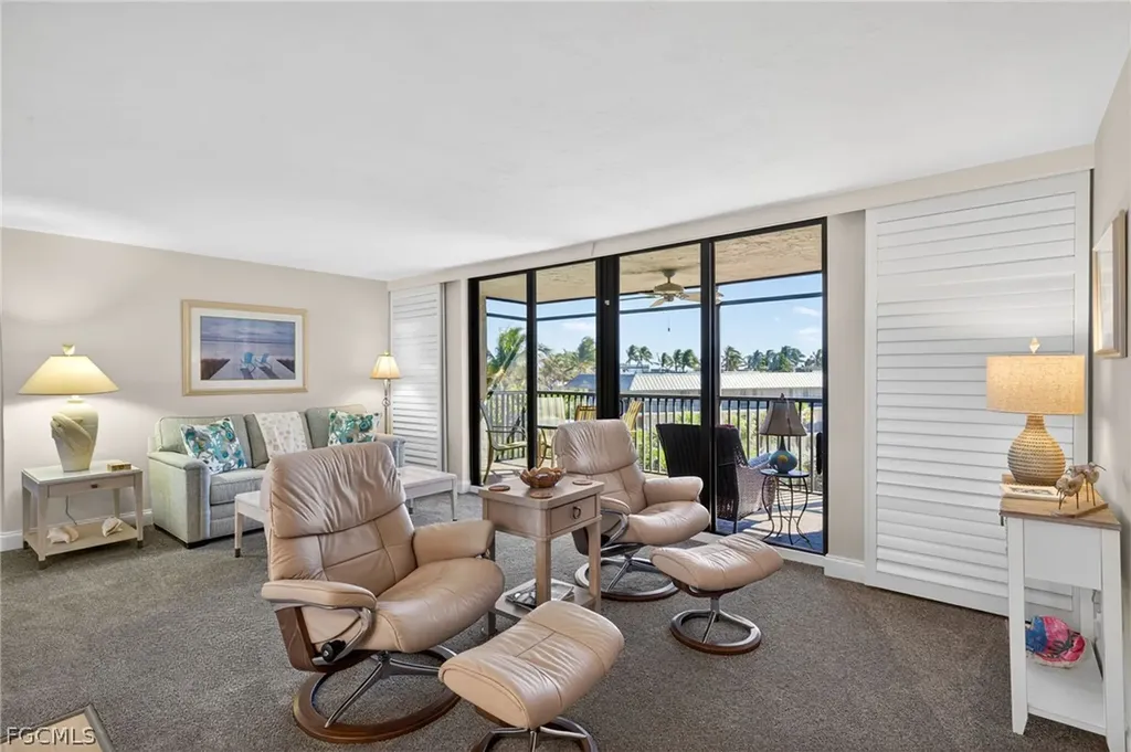 1299 Middle Gulf Drive Sanibel FL 33957