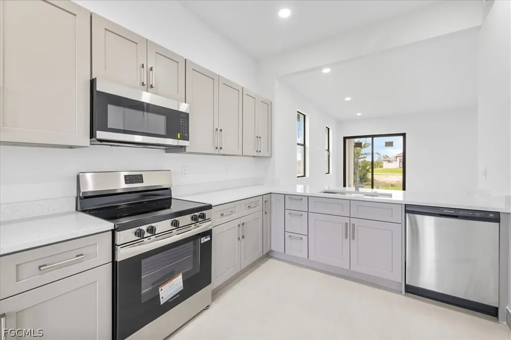 4333 NW 33rd Lane Cape Coral FL 33993