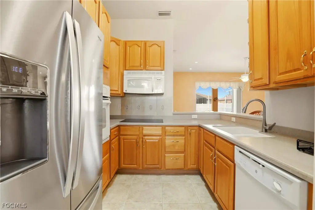 1006 SW 22nd Terrace Cape Coral FL 33991