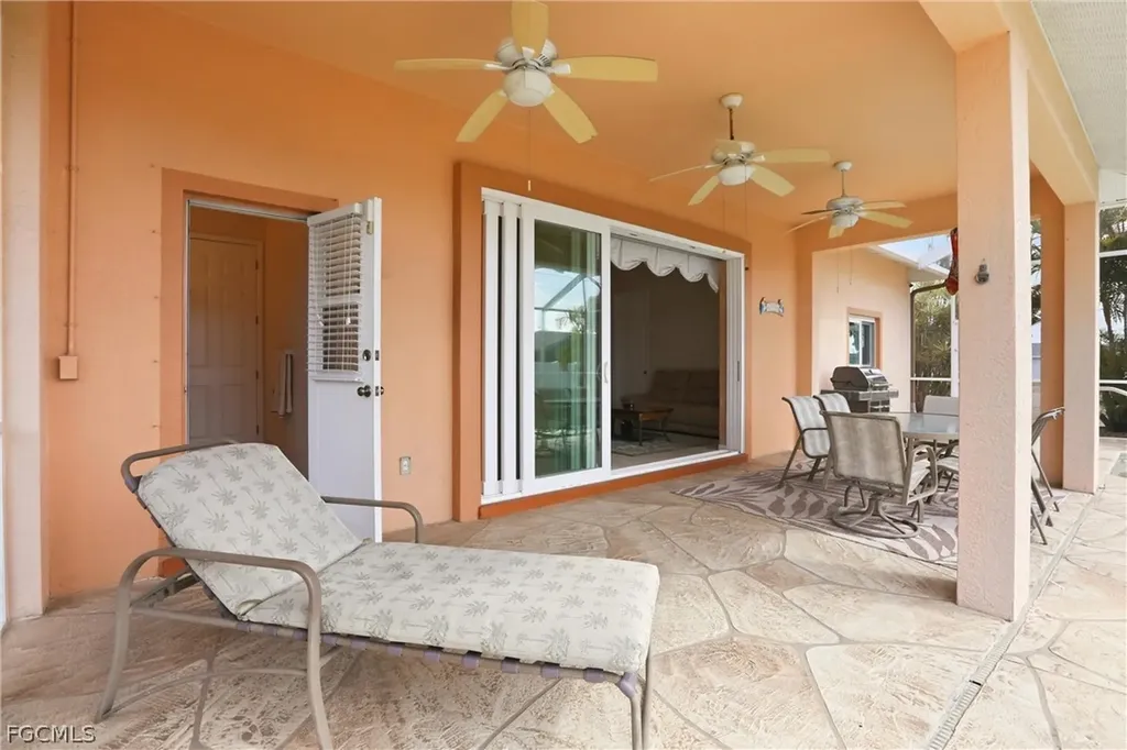1006 SW 22nd Terrace Cape Coral FL 33991
