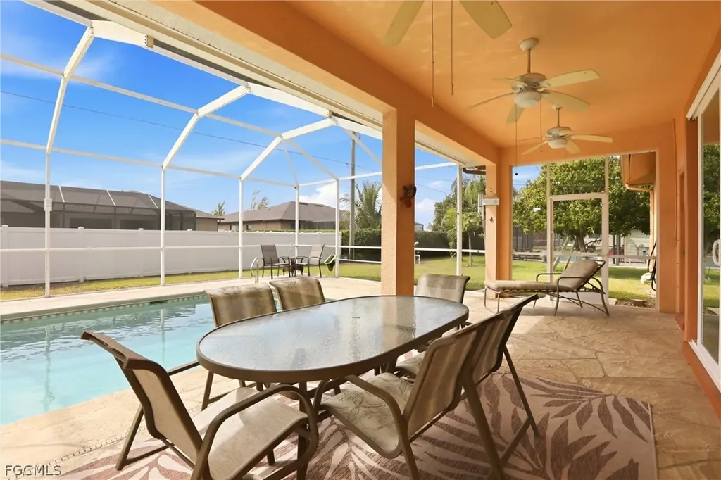 1006 SW 22nd Terrace Cape Coral FL 33991