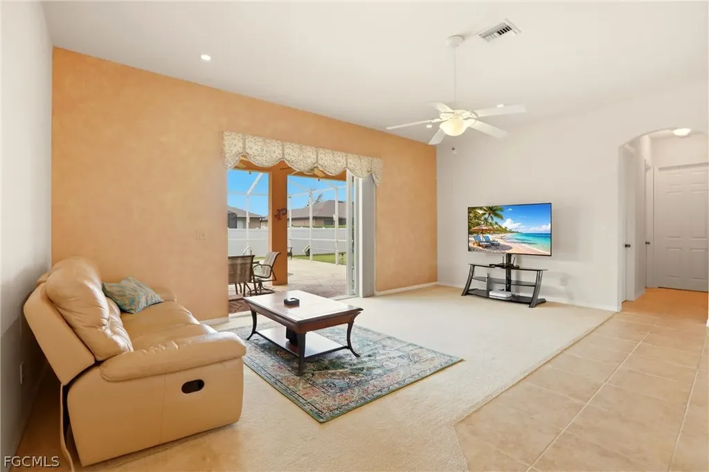 1006 SW 22nd Terrace Cape Coral FL 33991