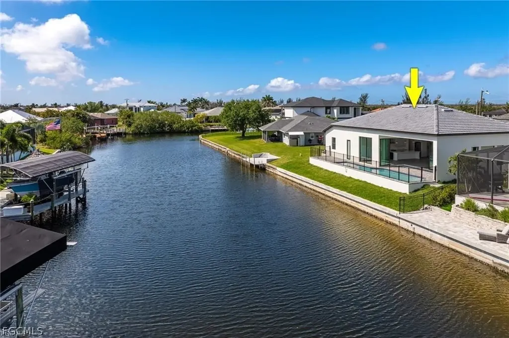 609 NW 39th Avenue Cape Coral FL 33993
