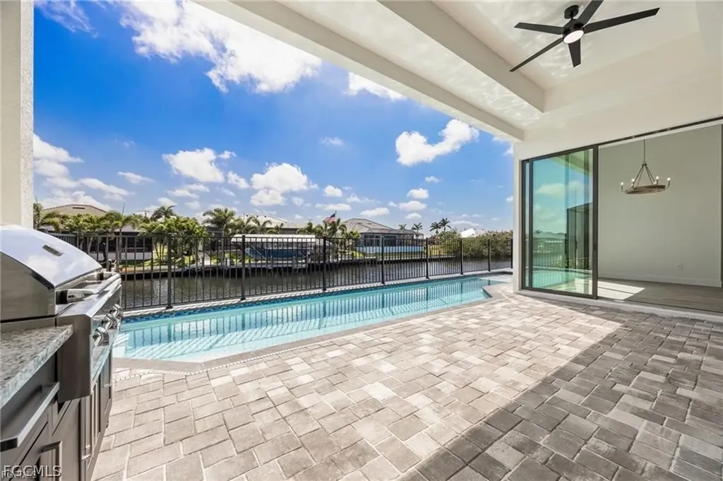 609 NW 39th Avenue Cape Coral FL 33993