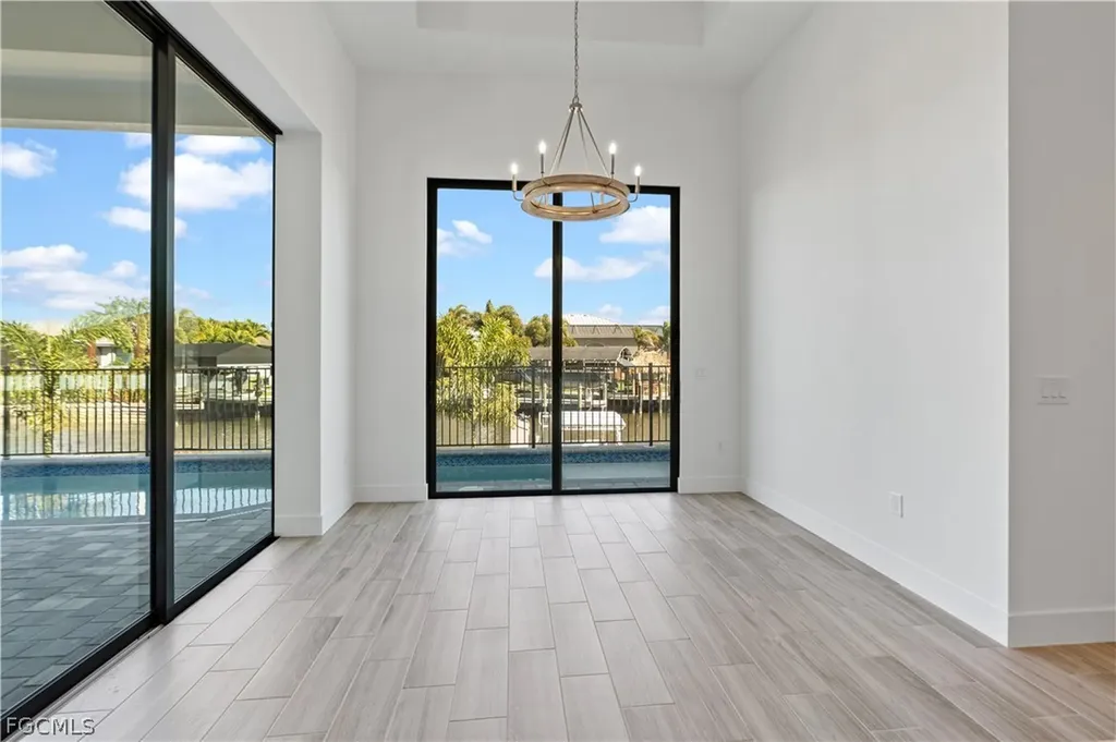 609 NW 39th Avenue Cape Coral FL 33993