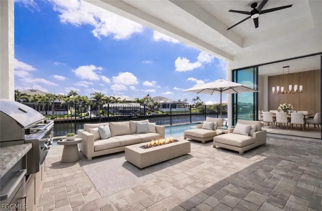609 NW 39th Avenue Cape Coral FL 33993