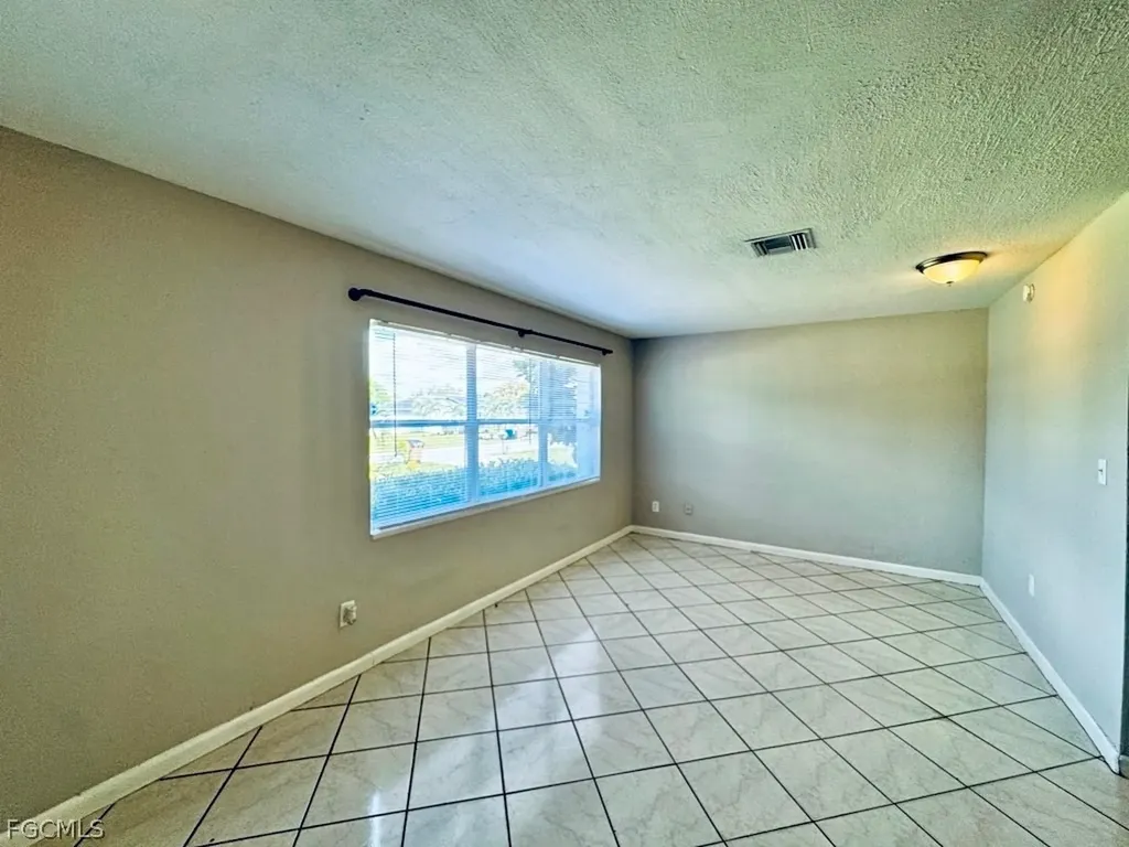 913 Hudson Avenue Lehigh Acres FL 33936