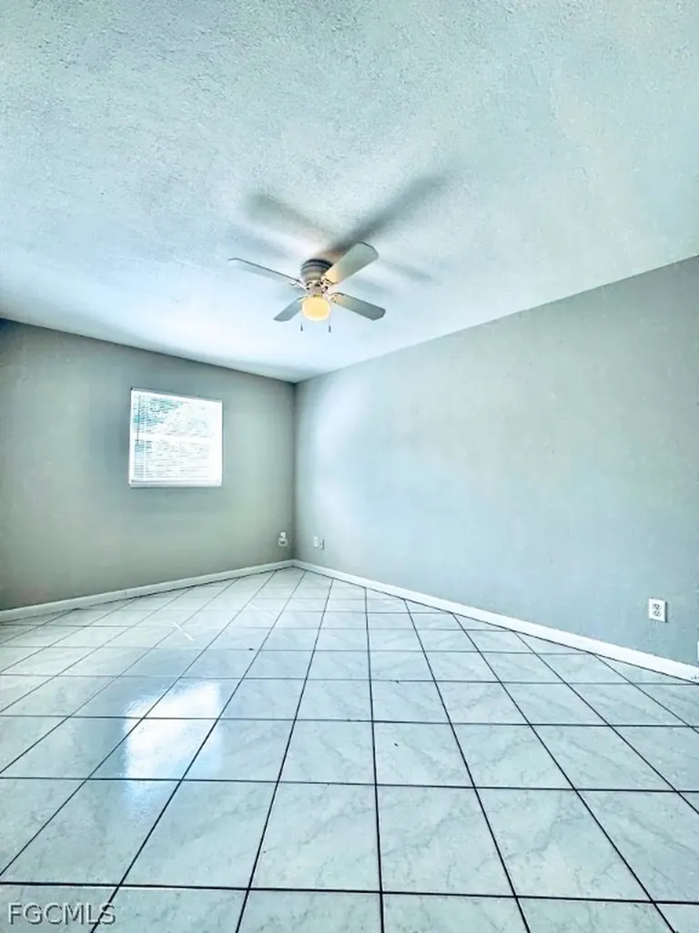 913 Hudson Avenue Lehigh Acres FL 33936