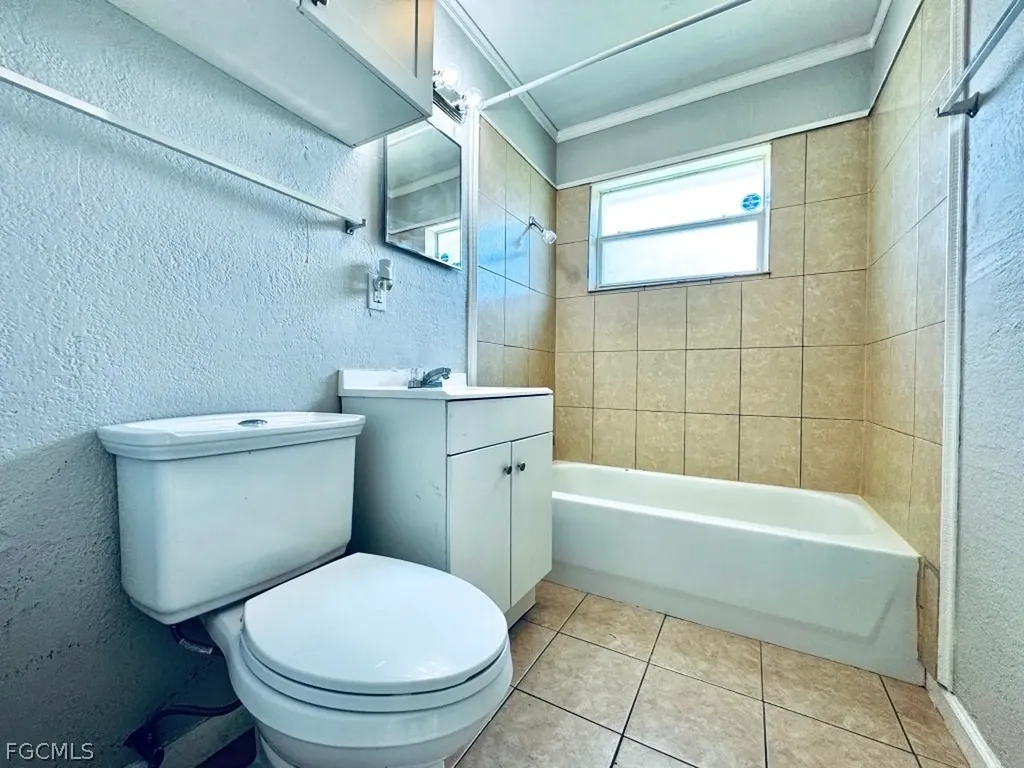 913 Hudson Avenue Lehigh Acres FL 33936