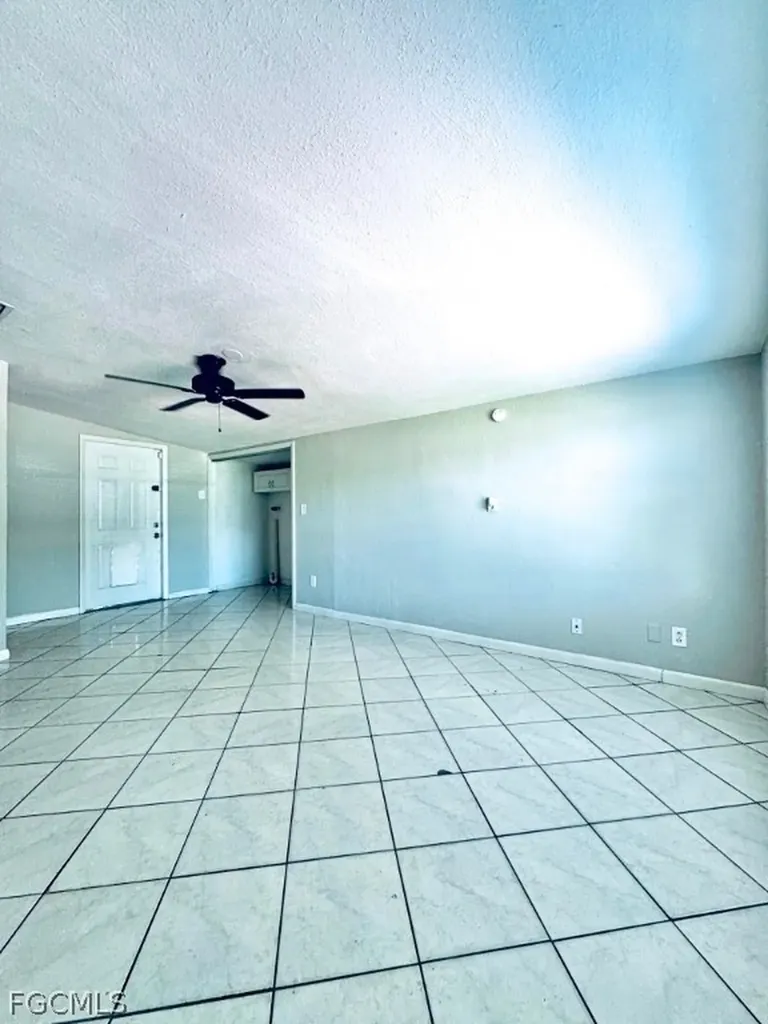 913 Hudson Avenue Lehigh Acres FL 33936