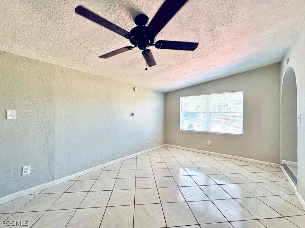 913 Hudson Avenue Lehigh Acres FL 33936