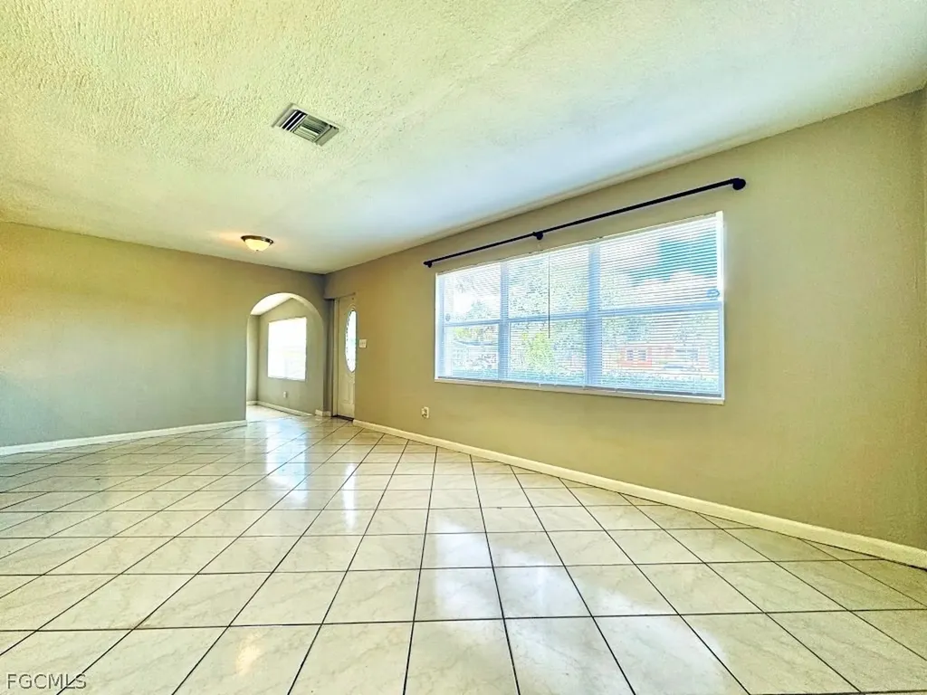 913 Hudson Avenue Lehigh Acres FL 33936