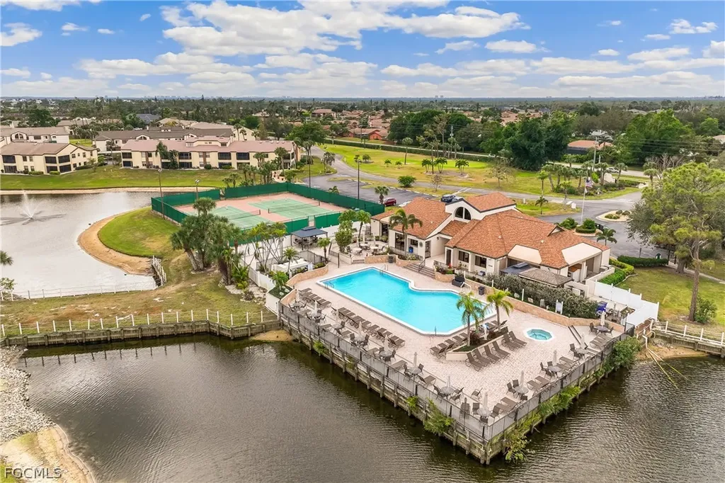 17156 Ravens Roost Fort Myers FL 33908