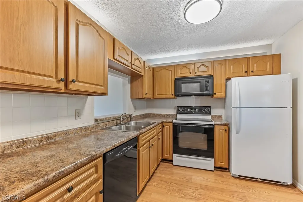 17156 Ravens Roost Fort Myers FL 33908