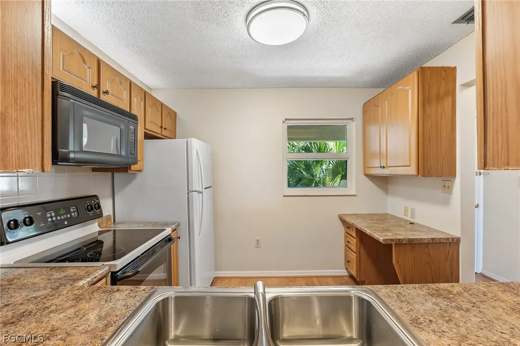 17156 Ravens Roost Fort Myers FL 33908