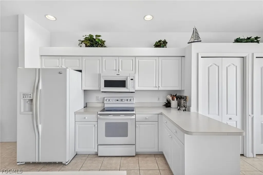 14205 Hilton Head Drive Fort Myers FL 33919