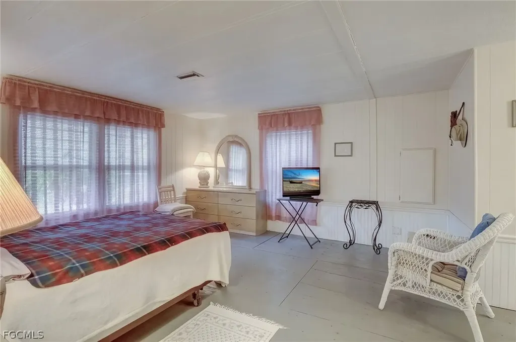 14597 Paul Revere Loop North Fort Myers FL 33917