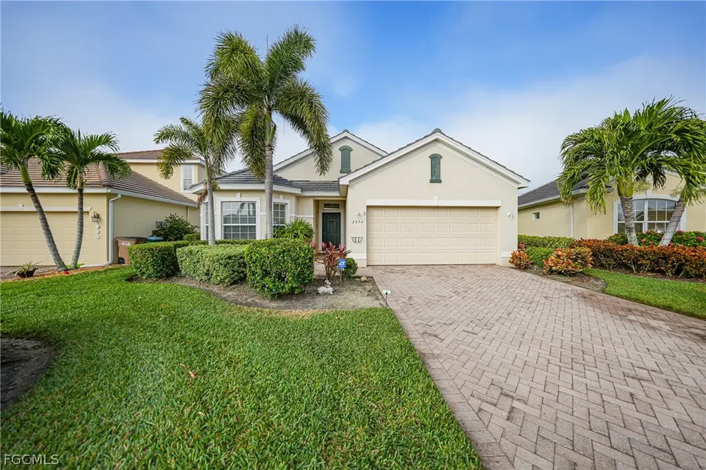 2454 Blackburn Circle Cape Coral FL 33991