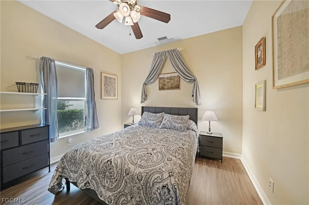 2454 Blackburn Circle Cape Coral FL 33991