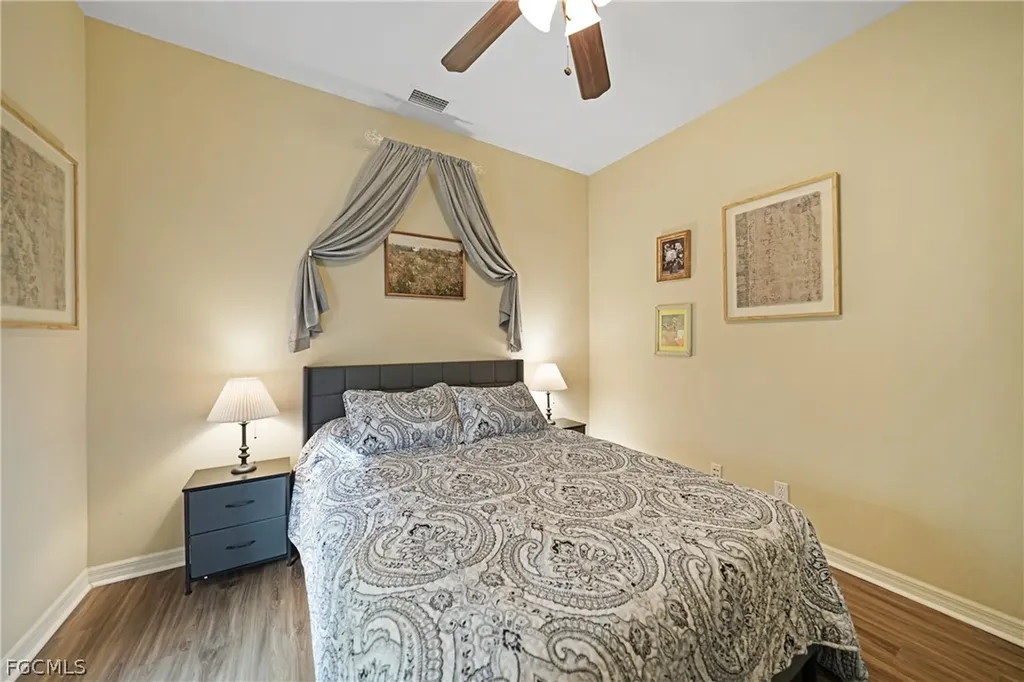 2454 Blackburn Circle Cape Coral FL 33991